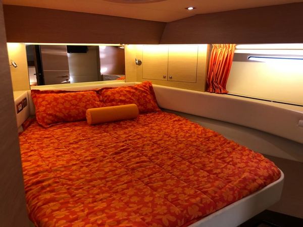 Blu Martin 58 | Lady R