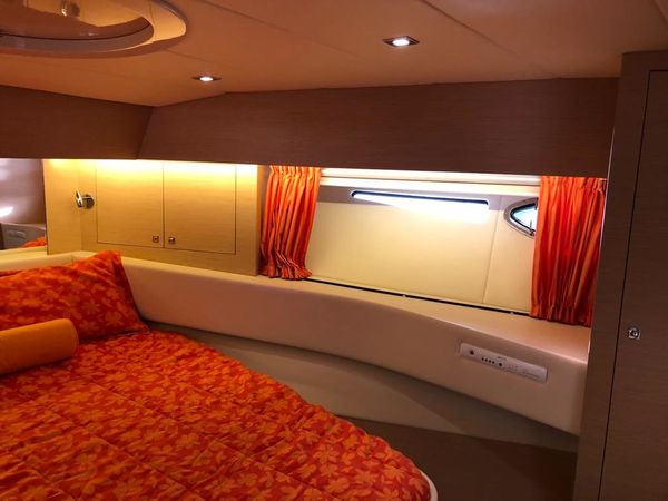 Blu Martin 58 | Lady R