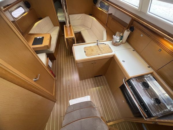 Jeanneau Sun Odyssey 36 | Agatha