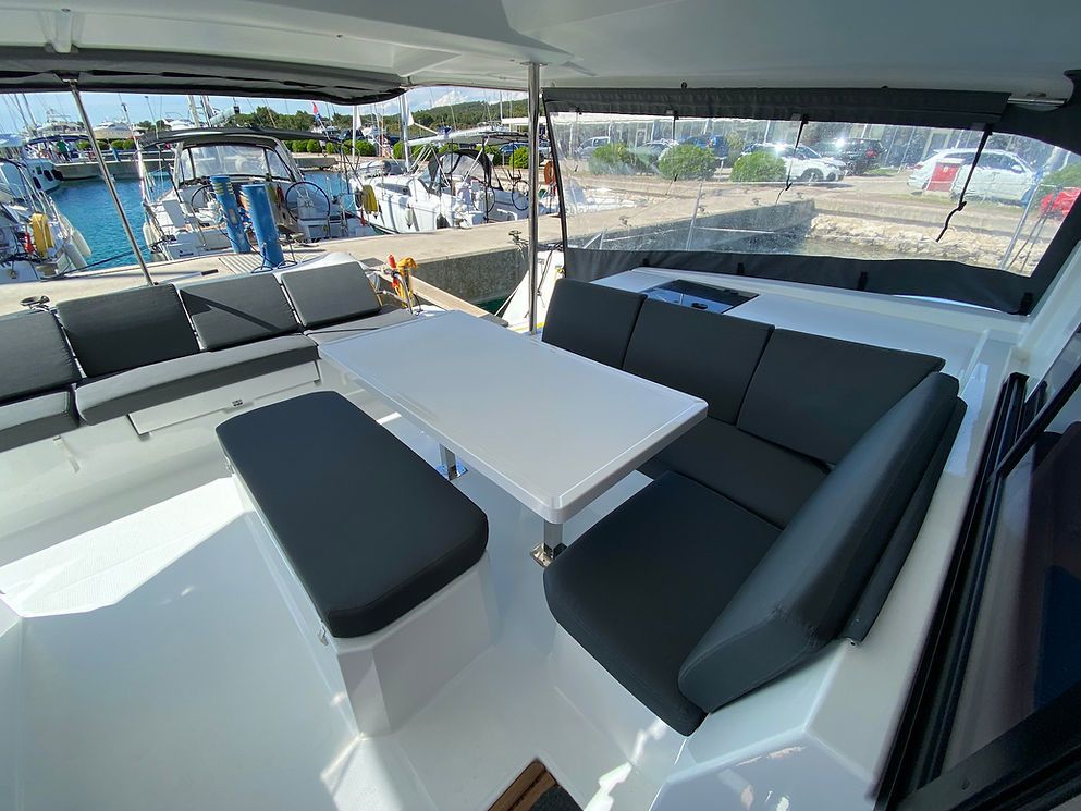 Fountaine Pajot Astrea 42 | Vespera