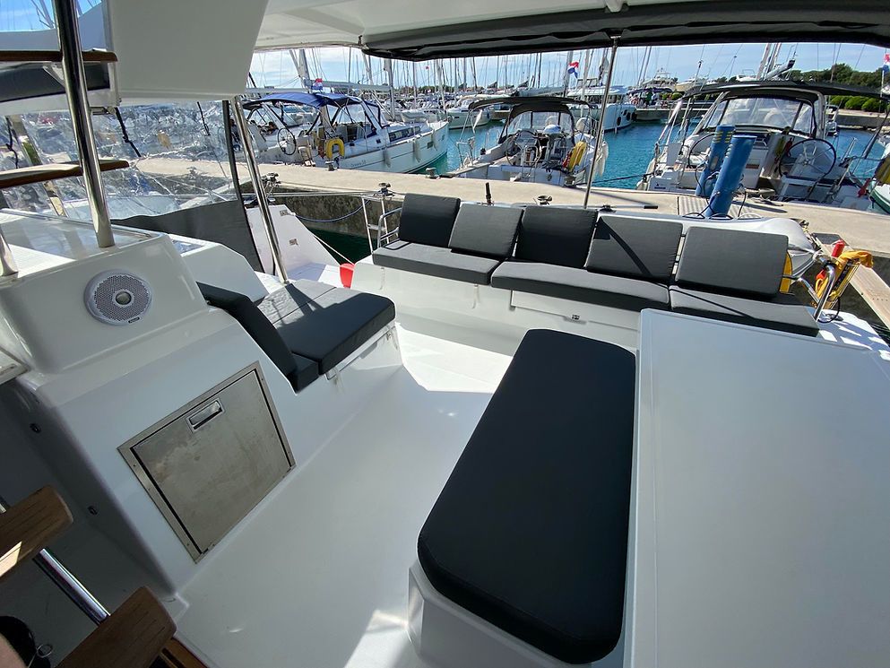 Fountaine Pajot Astrea 42 | Vespera