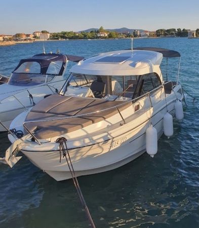 Beneteau Antares 8 | Beleca