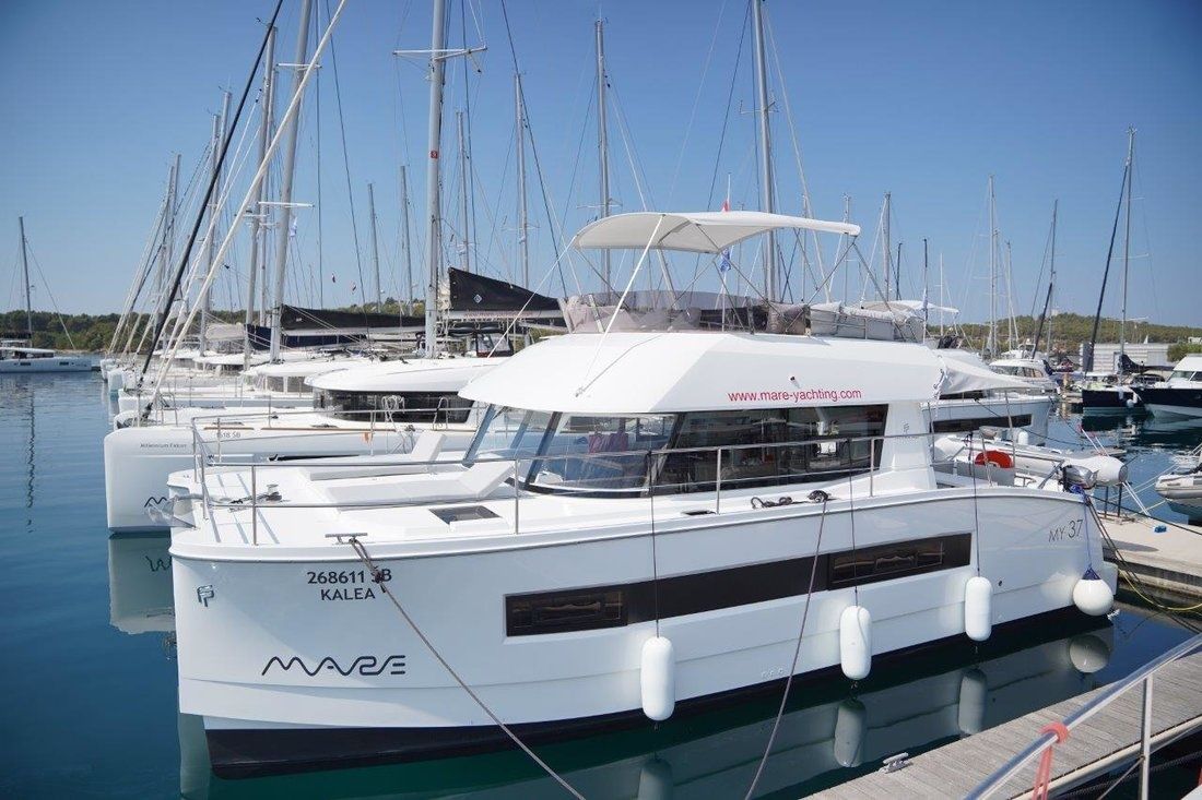 Fountaine Pajot MY 37 | Kalea