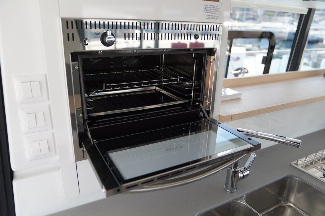 Fountaine Pajot MY 37 | Kalea