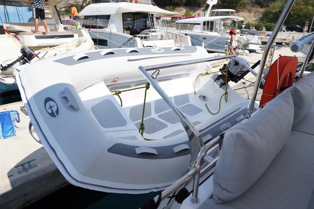 Fountaine Pajot MY 37 | Kalea