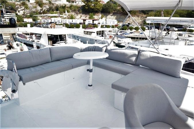 Fountaine Pajot MY 37 | Kalea