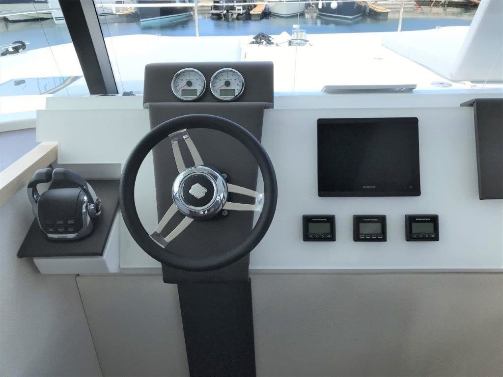 Fountaine Pajot MY 37 | Thunderball