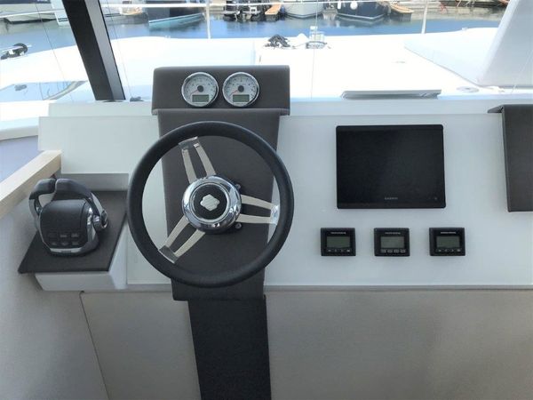 Fountaine Pajot MY 37 | Thunderball