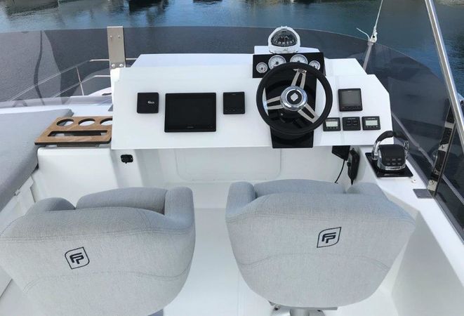 Fountaine Pajot MY 37 | Thunderball