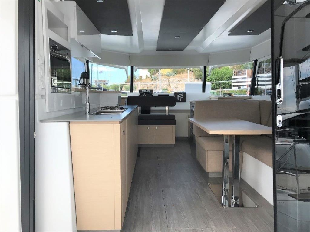 Fountaine Pajot MY 37 | Thunderball