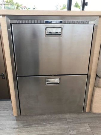 Fountaine Pajot MY 37 | Thunderball