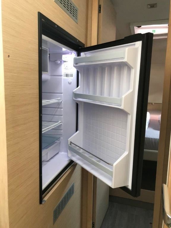 Fountaine Pajot MY 37 | Thunderball