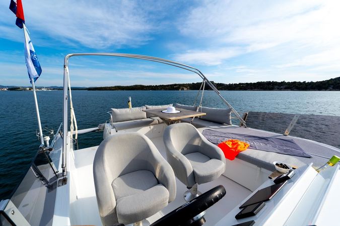 Fountaine Pajot MY 37 | Thunderball