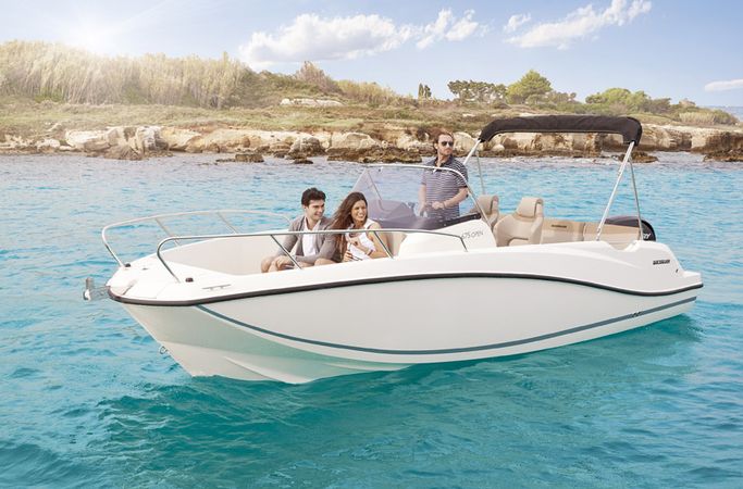 Quicksilver 675 | Open