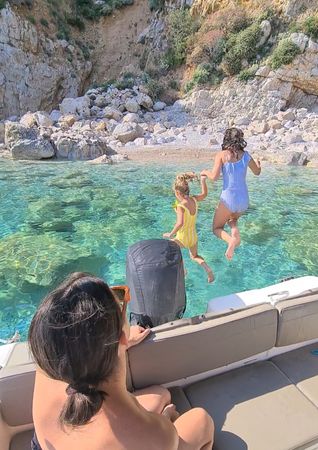 Quicksilver 675 | Open