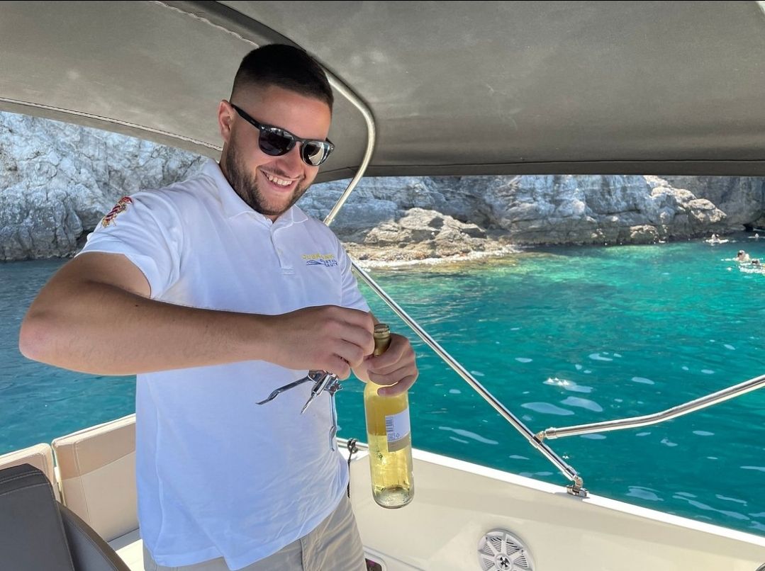 Quicksilver 675 | Open