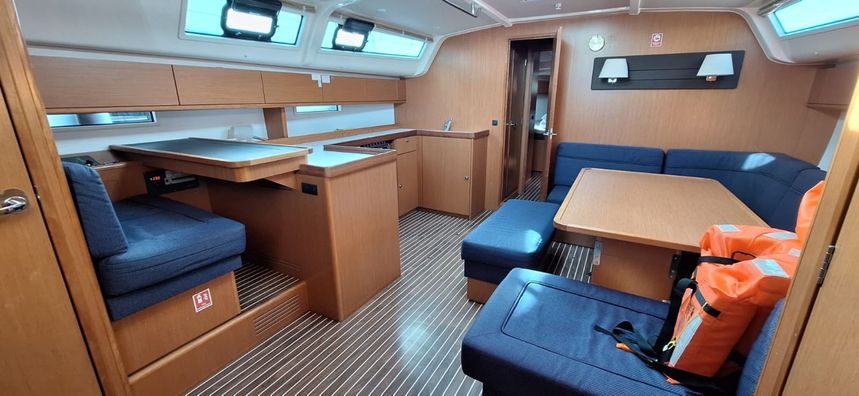 Bavaria Cruiser 51 | Ivolga