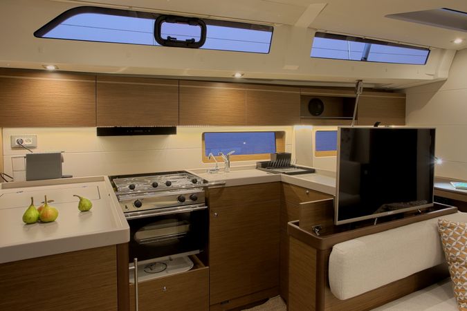 Beneteau Oceanis 51 | Mickey G
