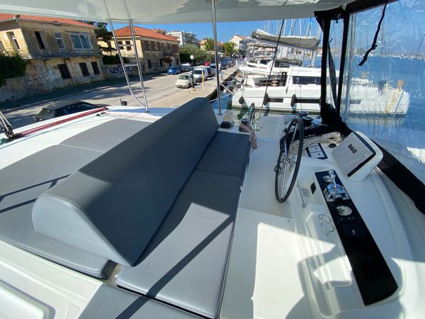 Lagoon 46 | Sundowner