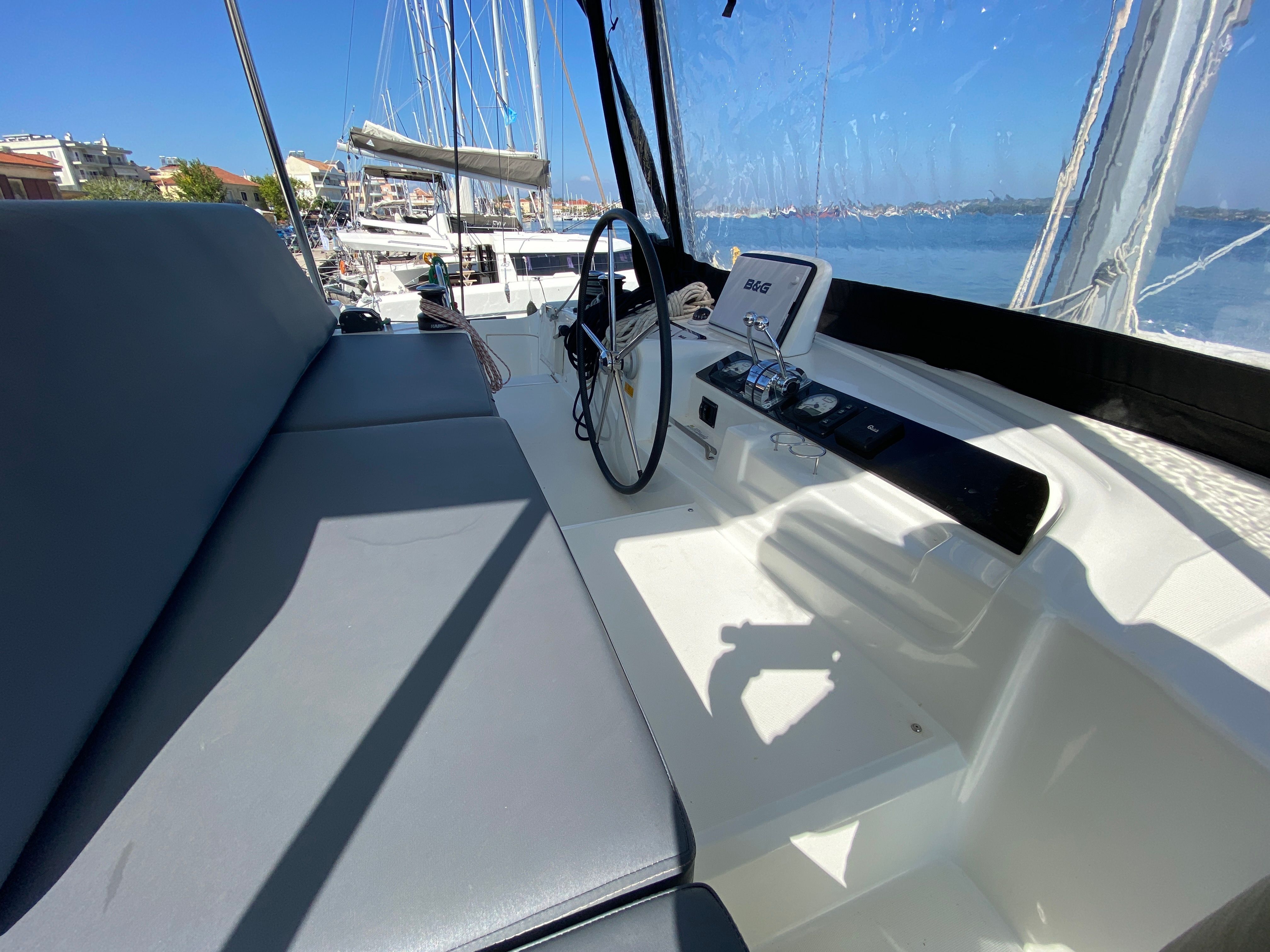 Lagoon 46 | Sundowner