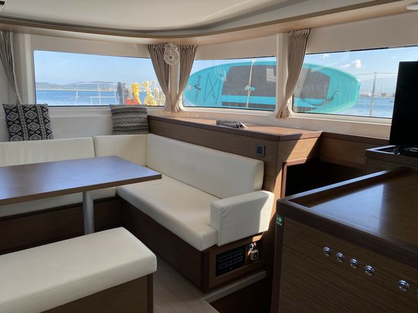 Lagoon 46 | Sundowner