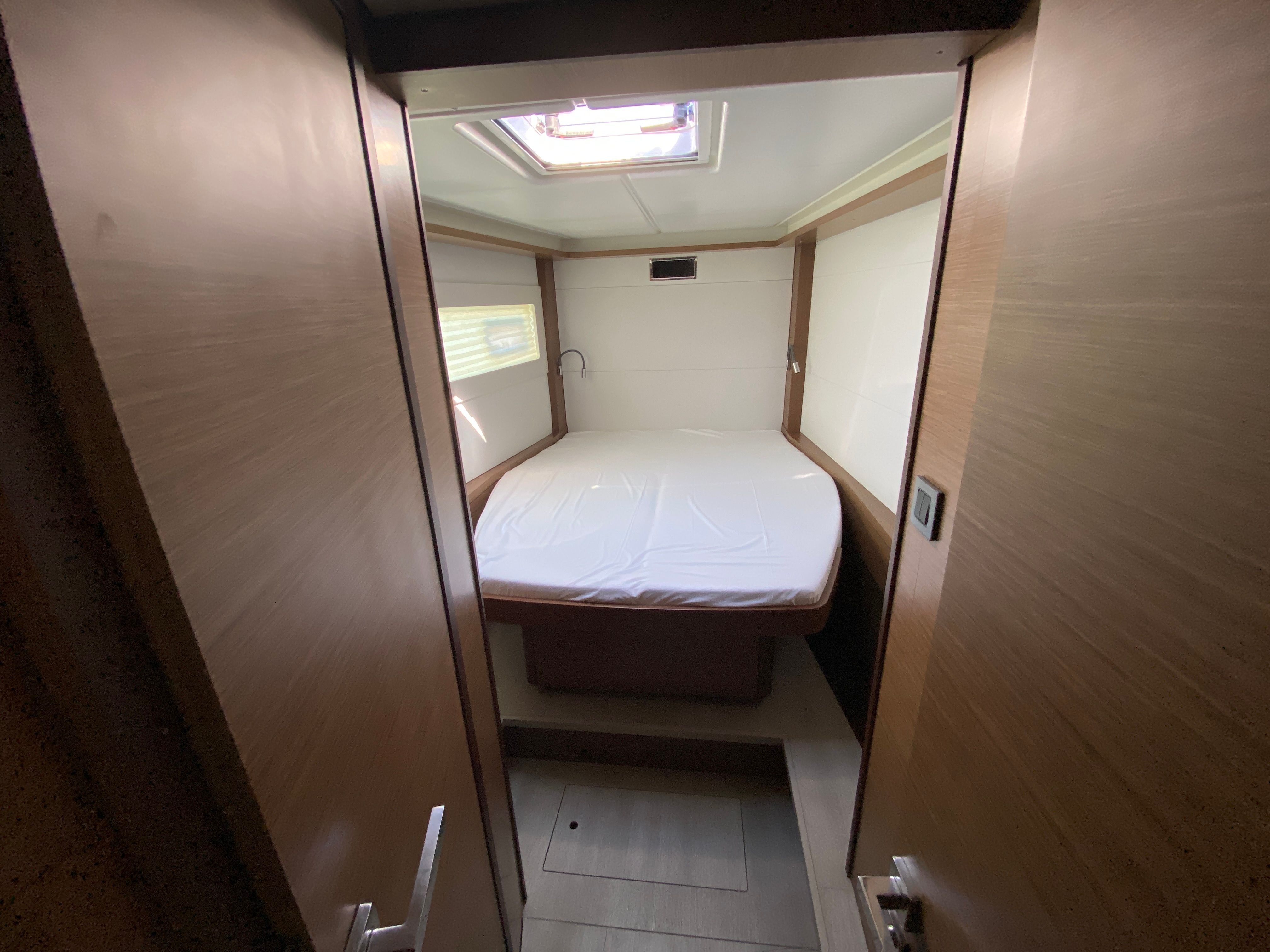 Lagoon 46 | Sundowner