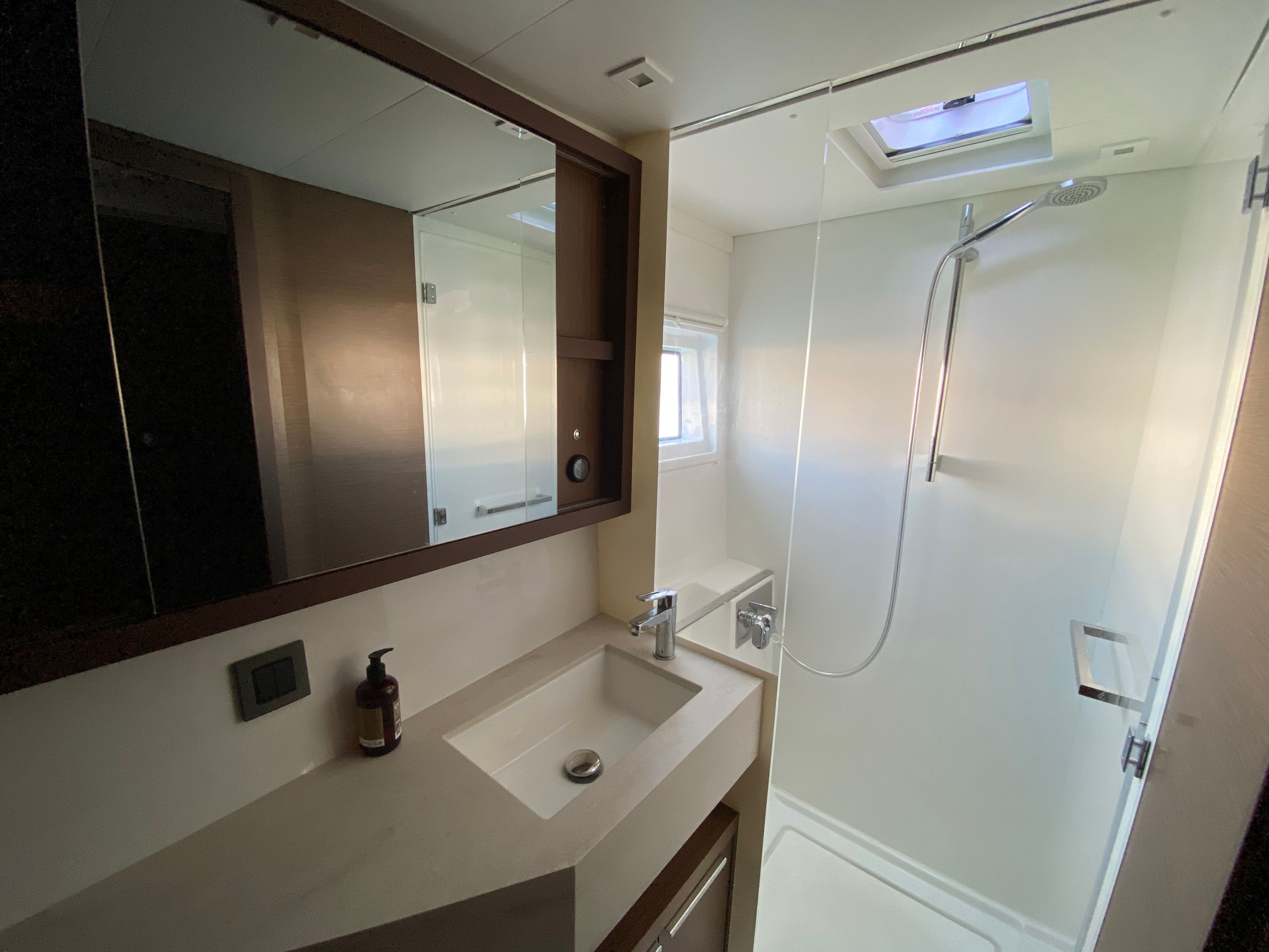 Lagoon 46 | Sundowner