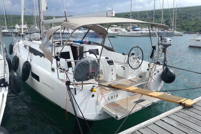 Jeanneau Sun Odyssey 410 | Lara
