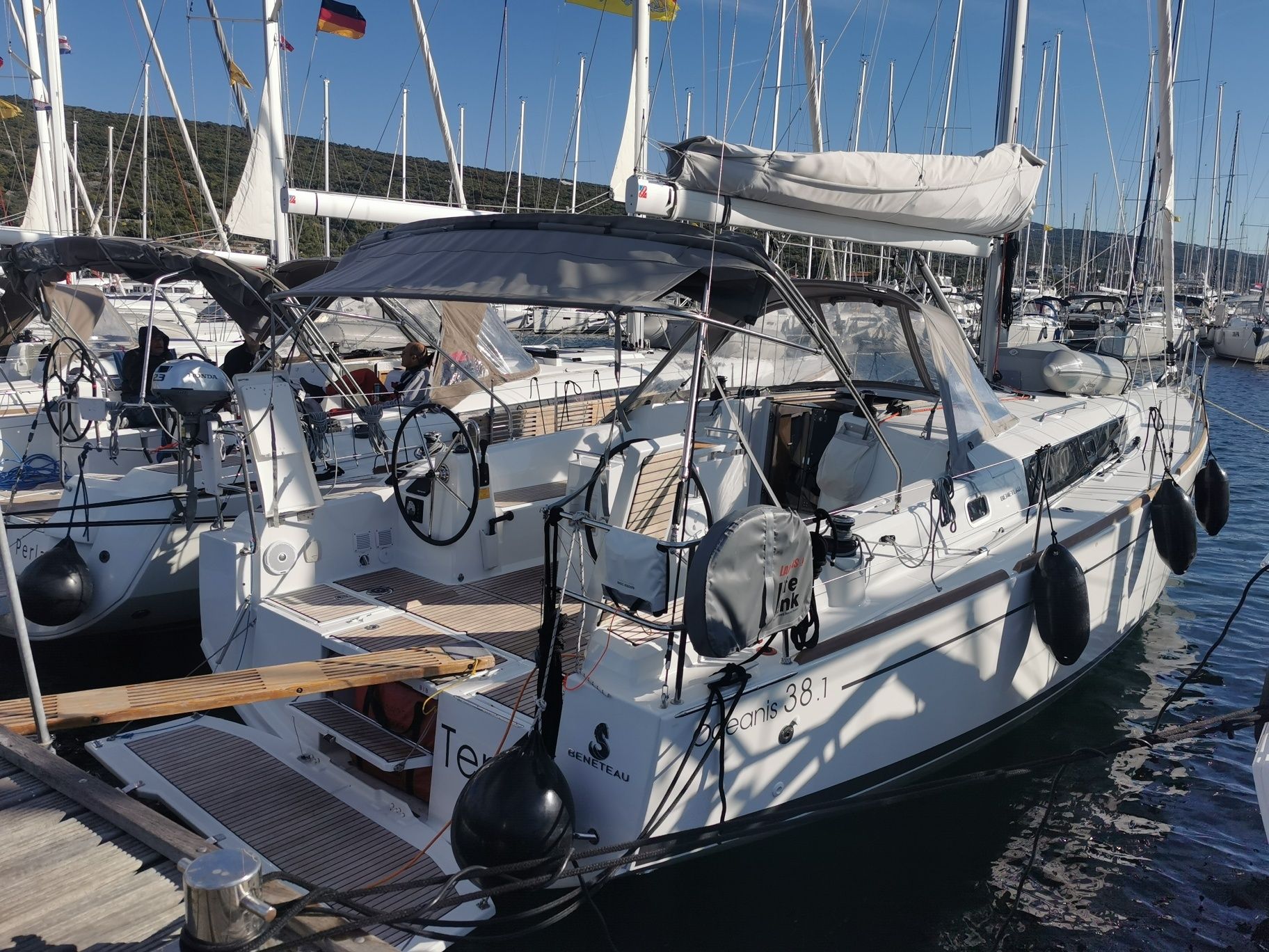 Beneteau Oceanis 38.1 | Tena