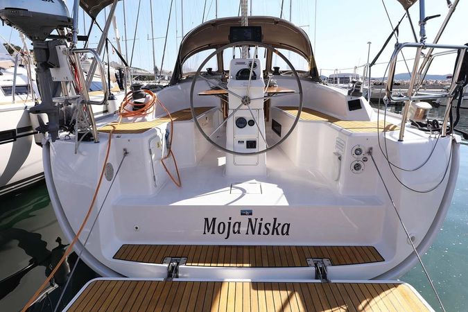 Bavaria Cruiser 33 | Moja Niska