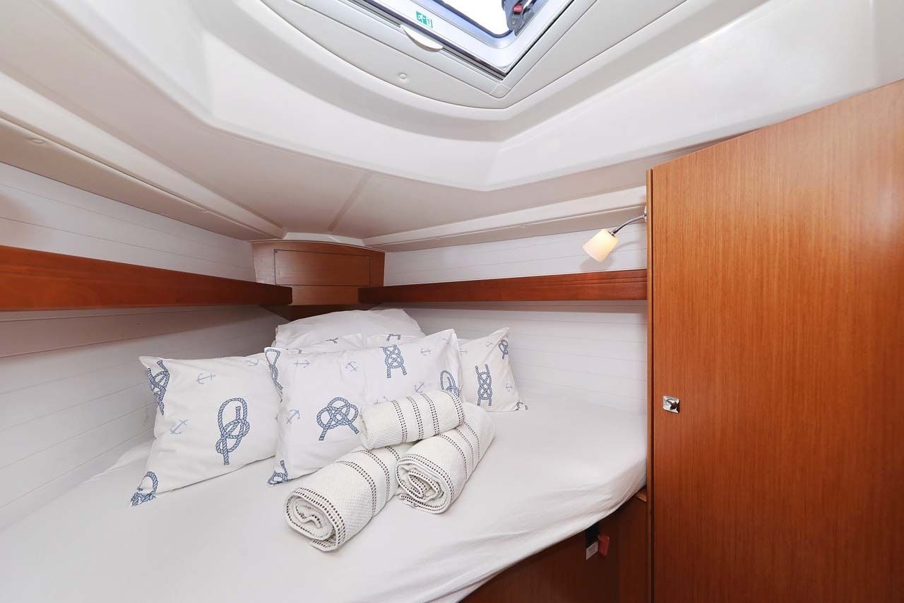 Bavaria Cruiser 33 | Moja Niska