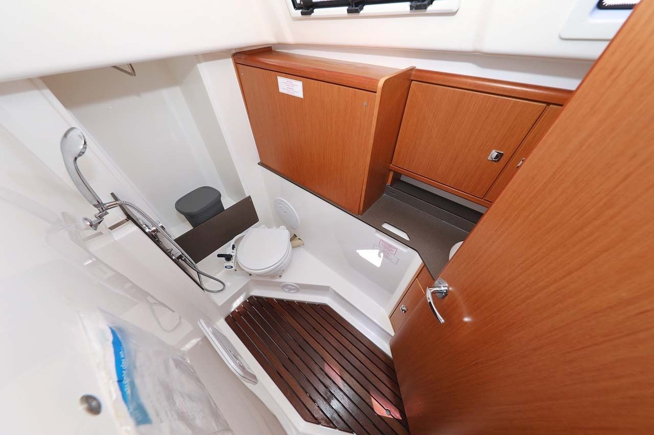 Bavaria Cruiser 33 | Moja Niska