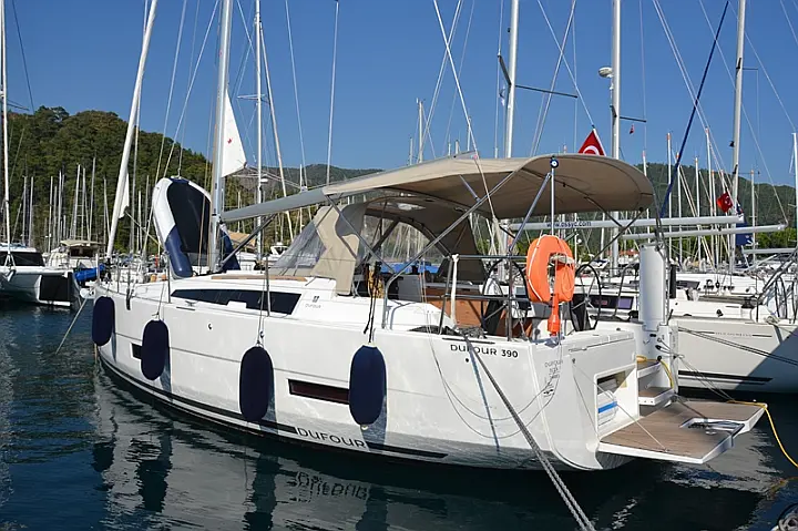 Dufour 390 | Cordelia