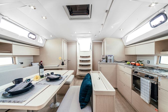 Beneteau Oceanis 46.1 | Zia