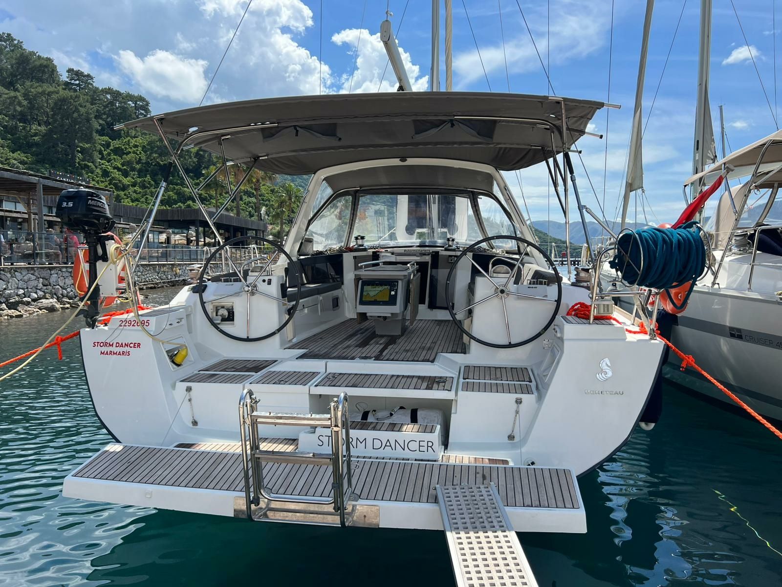 Beneteau Oceanis 45 | Storm Dancer 1