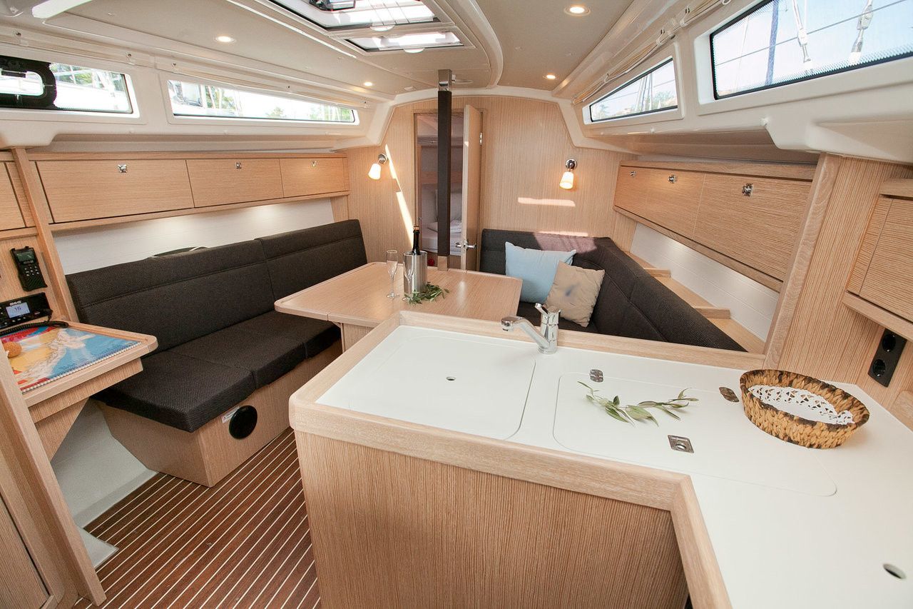 Bavaria Cruiser 34 | Cookie