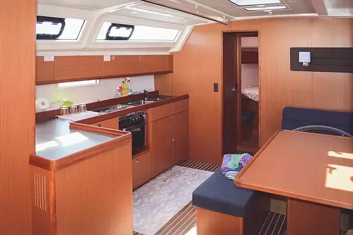 Bavaria Cruiser 46 | Iris