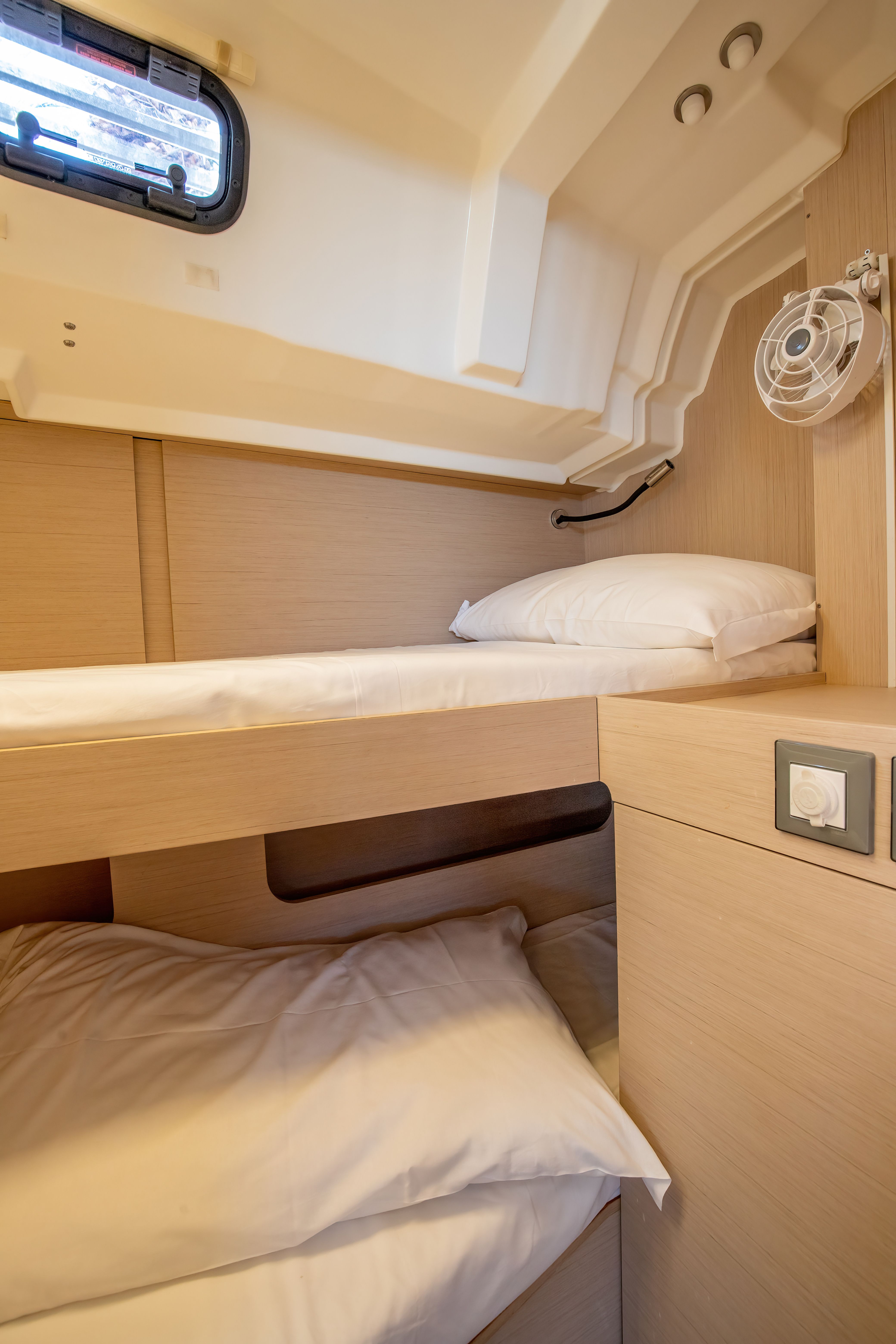Beneteau Oceanis 46.1 | Filiia