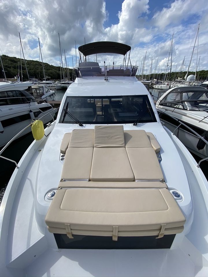 Sealine F430 | Blue Lagoon 2