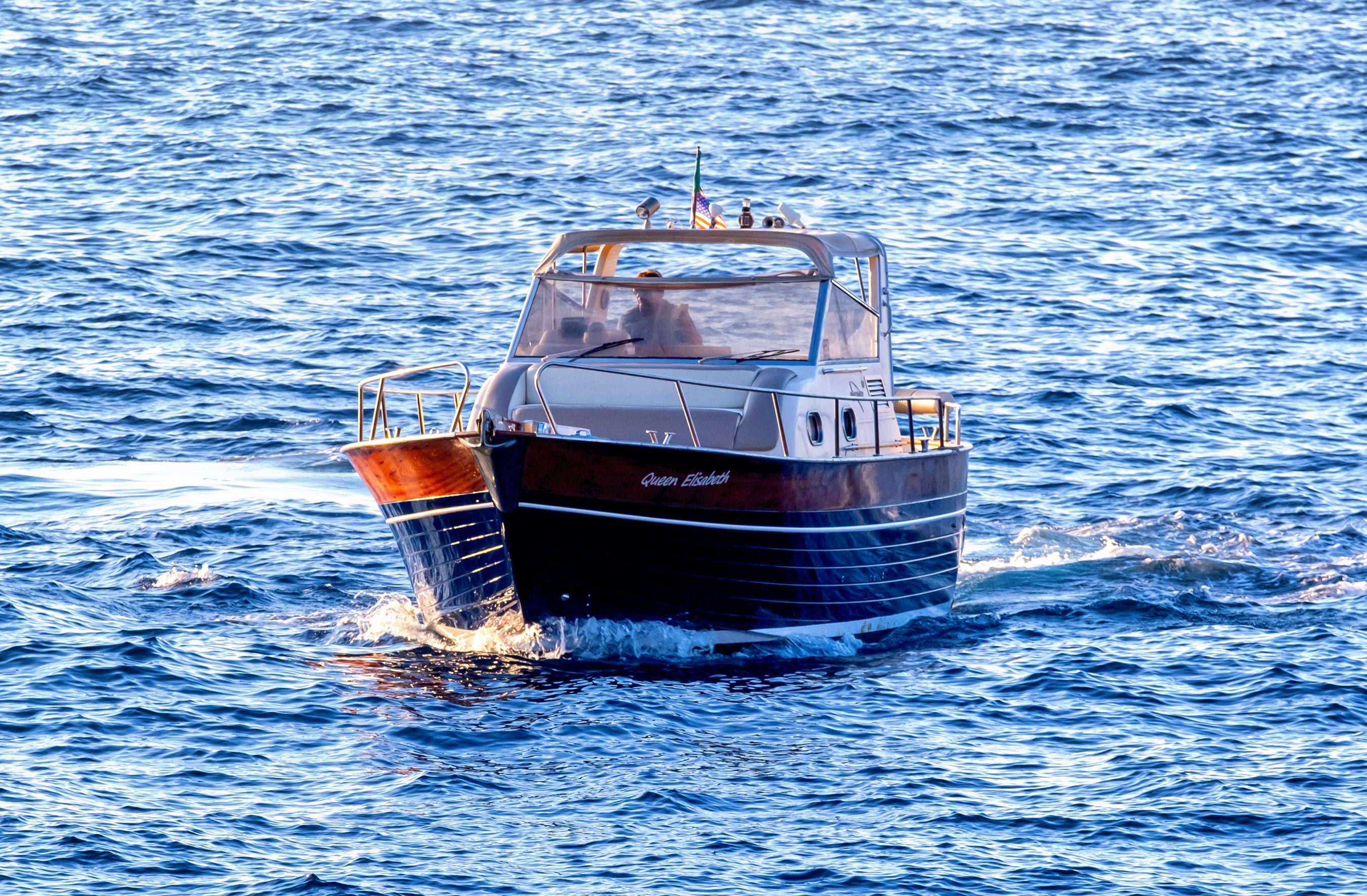 Apreamare 11 | Queen Elisabeth