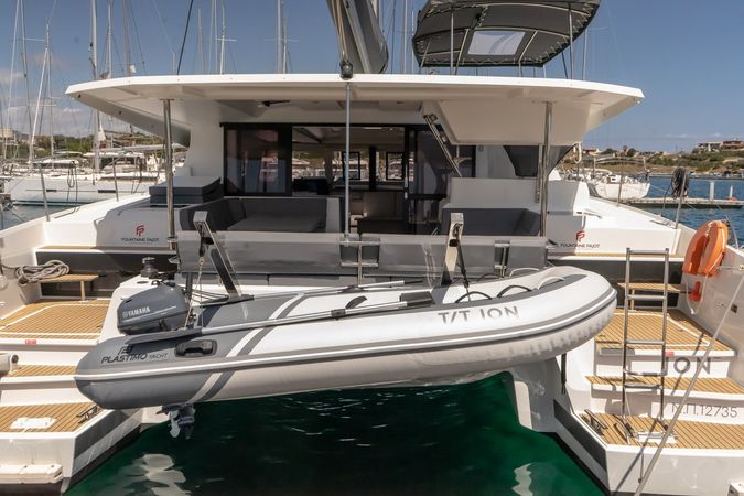Fountaine Pajot Astrea 42 | Ion