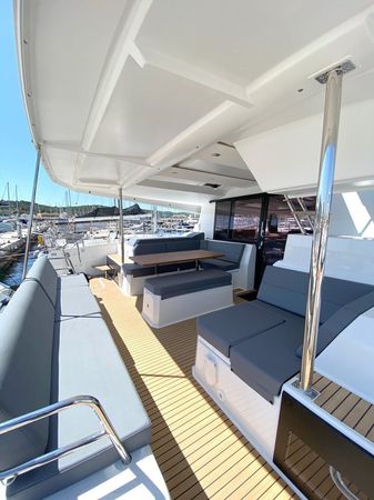 Fountaine Pajot Astrea 42 | Ion