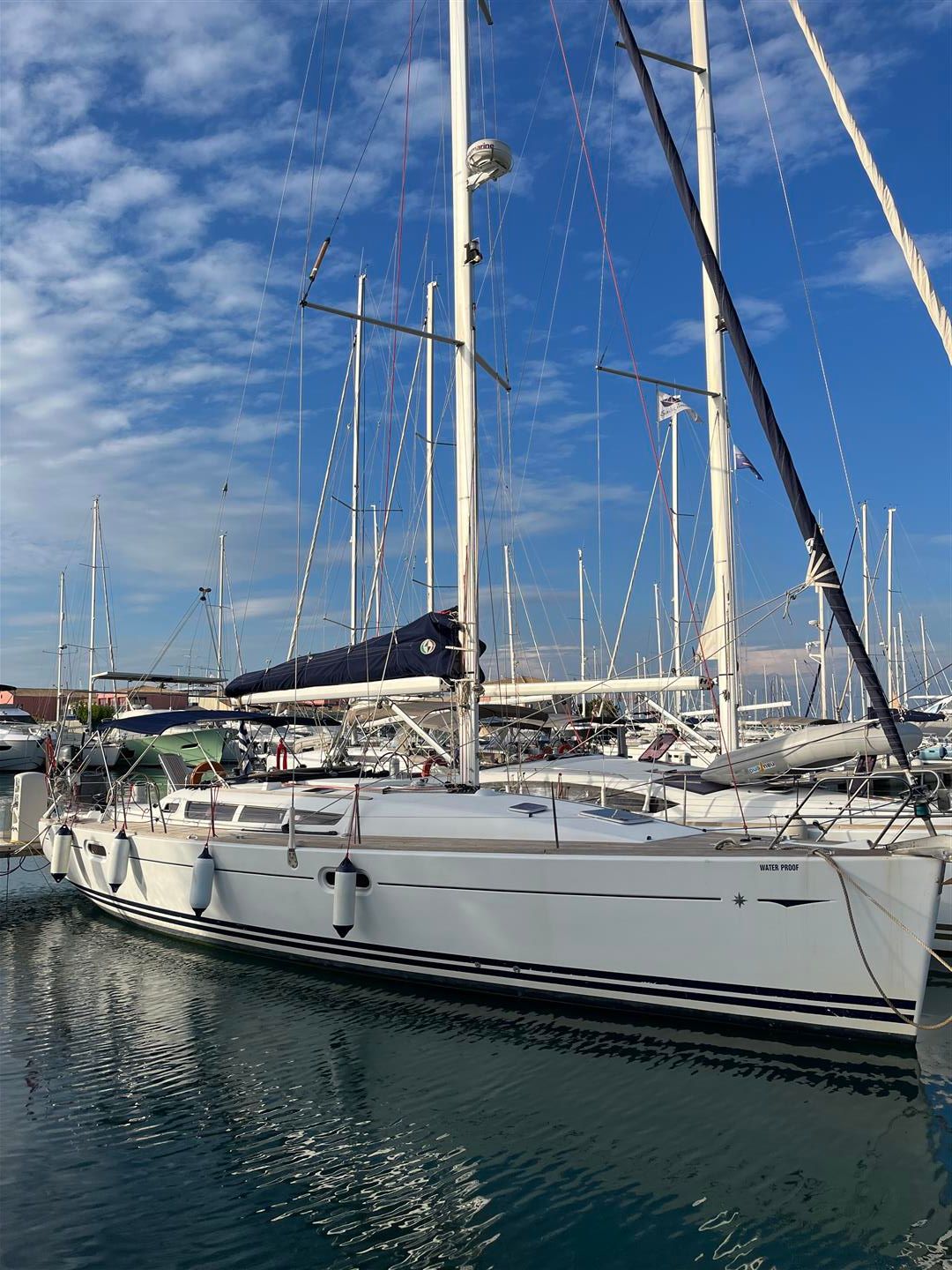 Jeanneau Sun Odyssey 42 | Waterproof