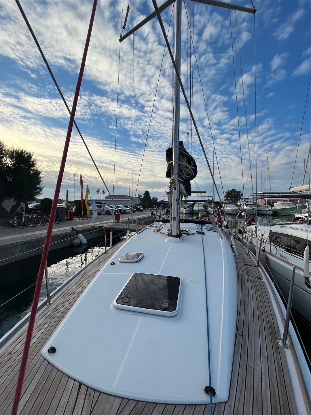 Jeanneau Sun Odyssey 42 | Waterproof