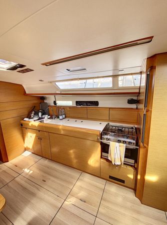 Jeanneau Sun Odyssey 469 | Scooby Doo