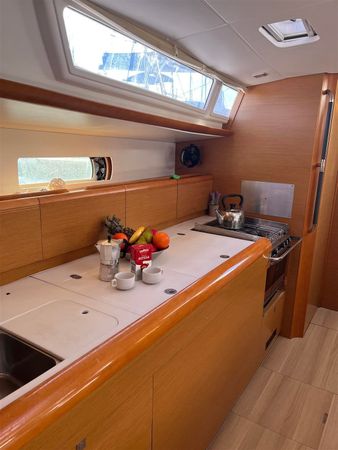 Jeanneau Sun Odyssey 469 | Scooby Doo
