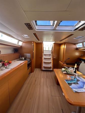 Jeanneau Sun Odyssey 469 | Scooby Doo