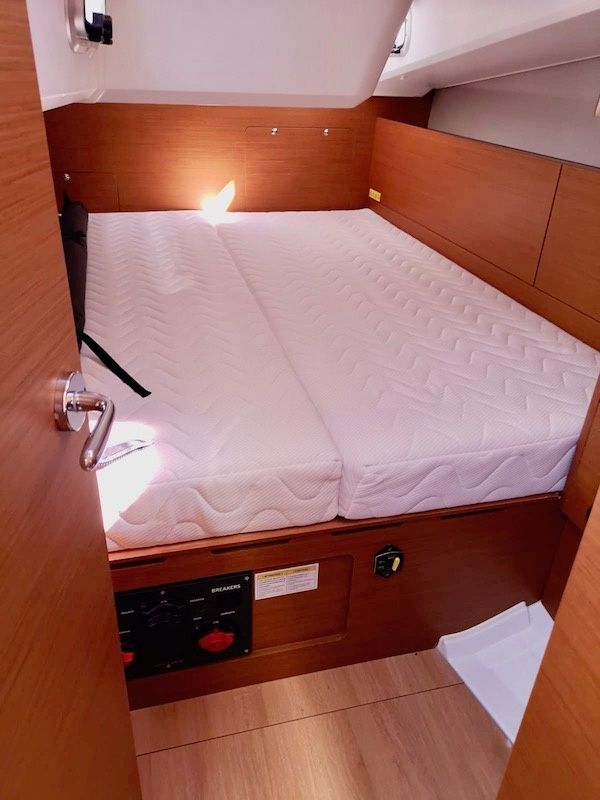Jeanneau Sun Odyssey 490 | Persik