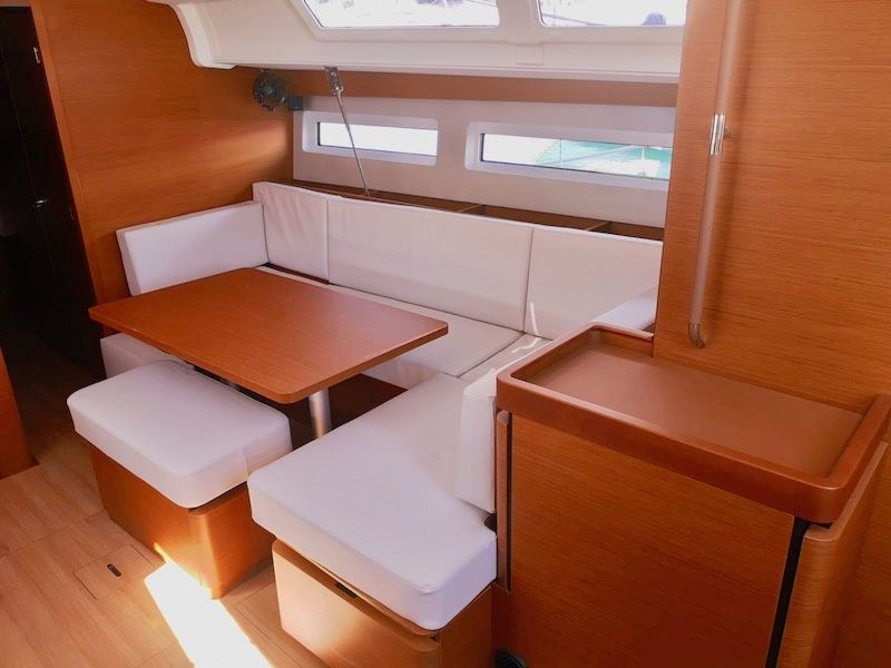 Jeanneau Sun Odyssey 490 | Persik
