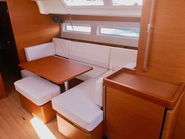 Jeanneau Sun Odyssey 490 | Persik